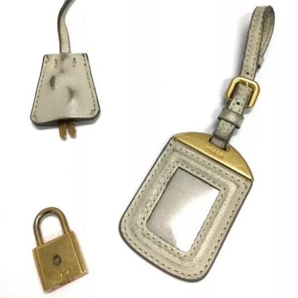 Authentic Prada quilted Satchel Saffiano Leather - Picture 6 of 7